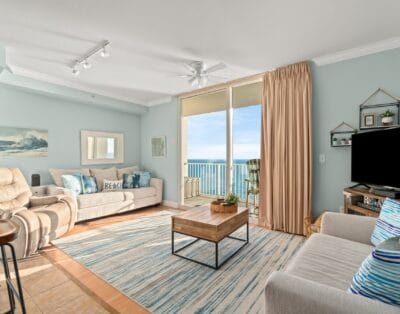 “Waterfront Oasis” – Beachfront – Sleeps 6/1Bedroom!