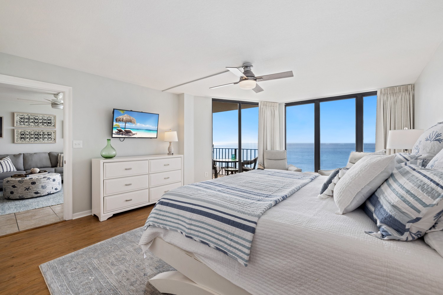 Photo inspiration: Gallery Detail: 2 2 Luxury Beachfront Condo Newly Remodeled Vacation Rentals By