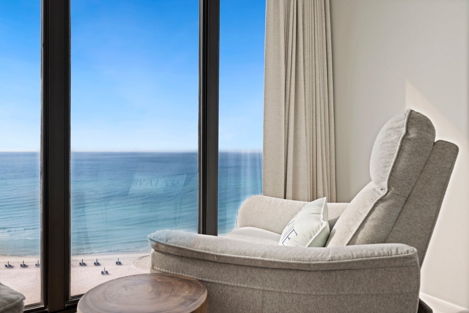 2 2 Luxury Beachfront Condo Newly Remodeled Vacation Rentals By Photo Inspiration