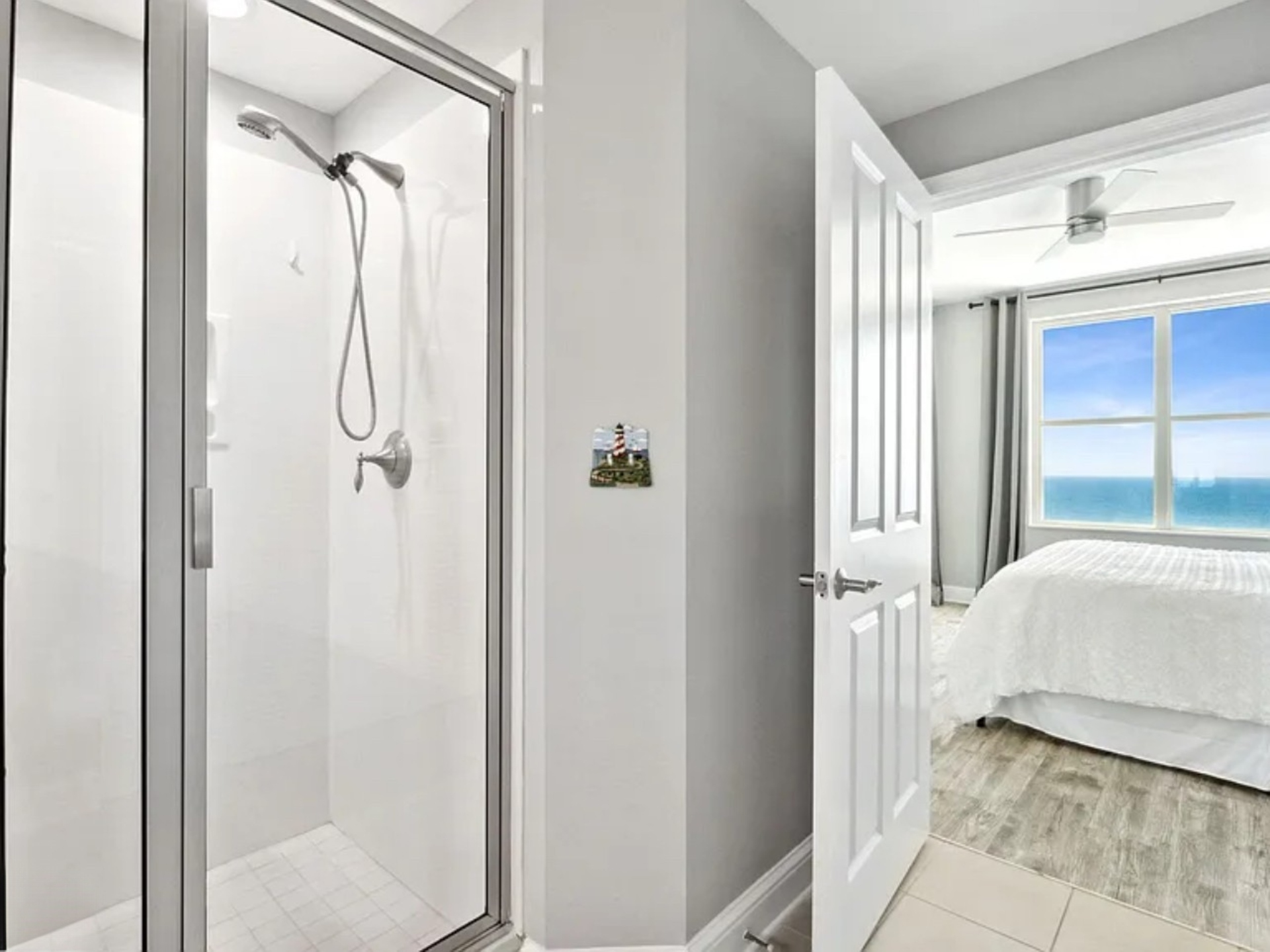 Aqua Luxury 4 BR – 2 Oceanfront King Suites, Huge Balcony + VIP Beach ...